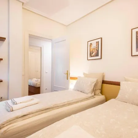 En El Corazon De La Ciudad Con Parking Appartamento San Sebastián