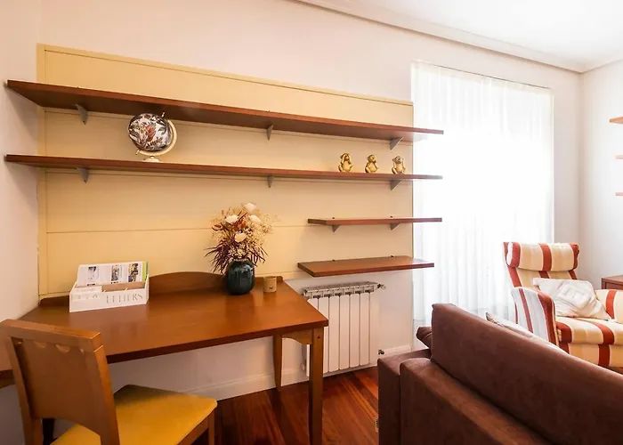 En El Corazón De La Ciudad Con Parking Apartamento